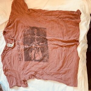 Magnolia Pearl Neil young t shirt